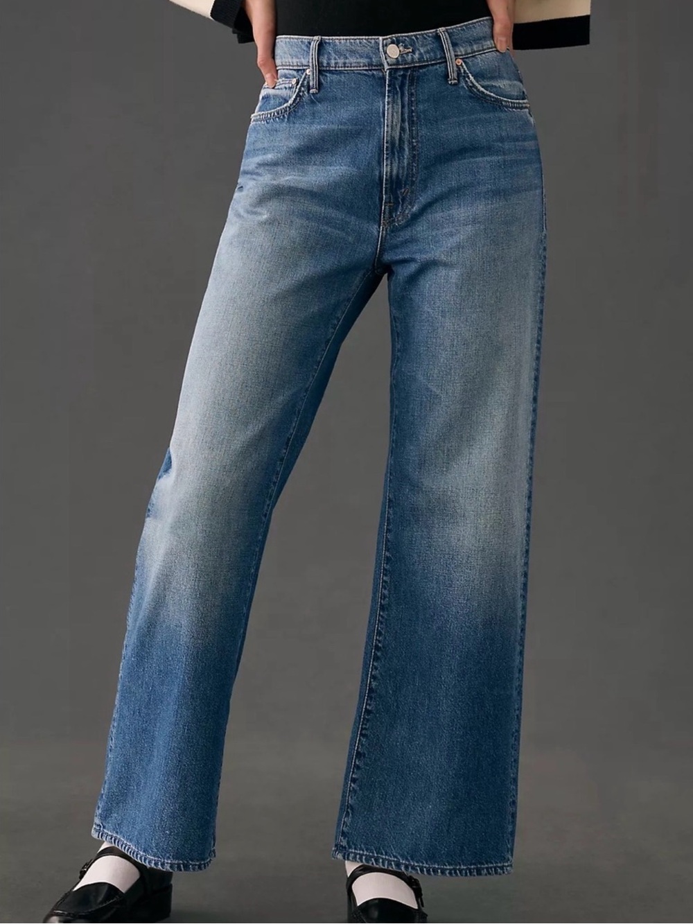 Jeans!
NWOT MOTHER The Dodger Ankle